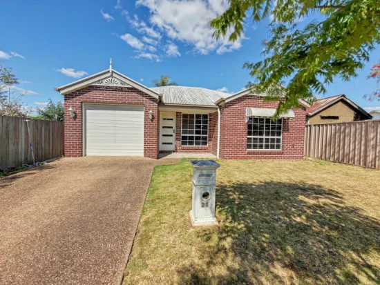 24 Winstanley Court, Newtown, Qld 4350