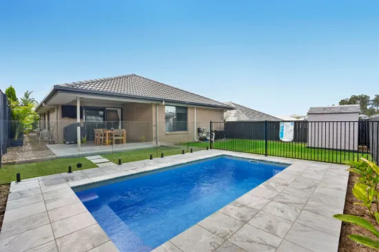 24 Woodline Drive, Spring Mountain, Qld 4300