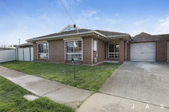 24 Yarra Street, Werribee, Vic 3030