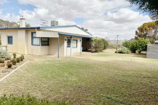 240 Gurra Road, Gurra Gurra, SA 5343