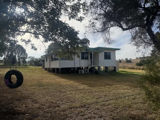 242 Reidys Rd, Wooroonden, Qld 4605