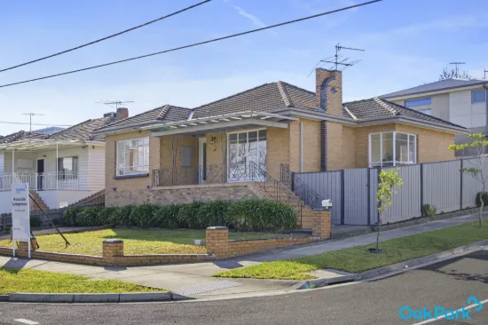 242 Waterloo Road, Oak Park, Vic 3046