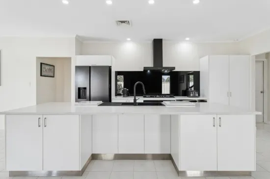 242A Morley Drive East, Eden Hill, WA 6054