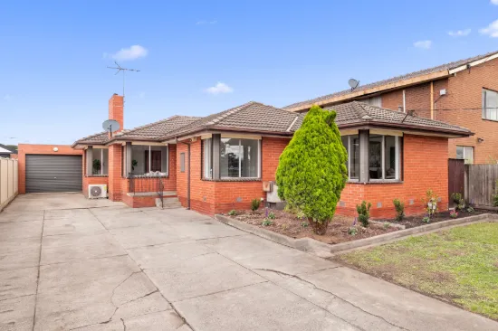 243 Mahoneys Road, Reservoir, Vic 3073
