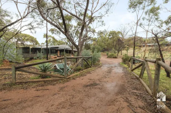 245 Benrua Road, Clackline, WA 6564