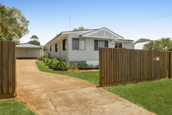 247 Mackenzie Street, Centenary Heights, Qld 4350