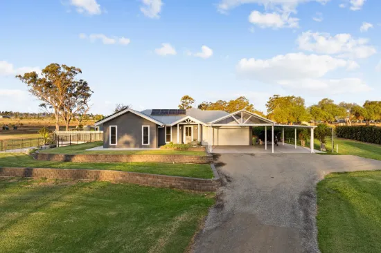 2476 Kingsthorpe Haden Road, Goombungee, Qld 4354