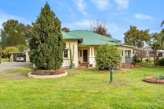 25-27 De Boos Street, Euroa, Vic 3666