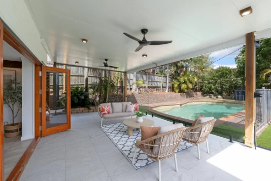 25 Allara Crescent, Ferny Hills, Qld 4055