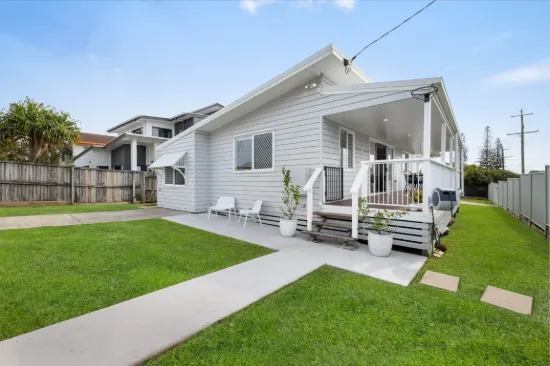 25 Ann Street, Dicky Beach, Qld 4551