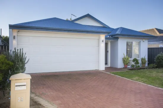 25 Bellas Circuit, Piara Waters, WA 6112
