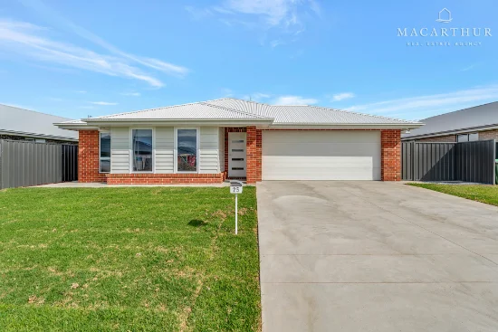25 Blackwood Circuit, Forest Hill, NSW 2651