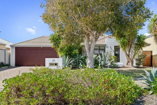 25 Broadstone Vista, Meadow Springs, WA 6210