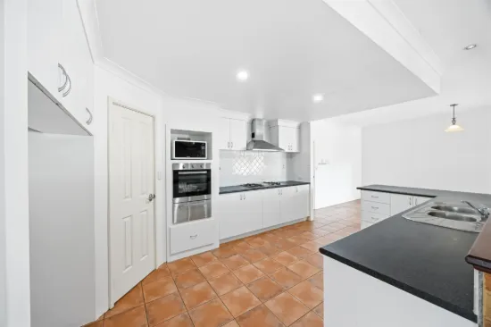 25 Brooklyn Way, Australind, WA 6233-Image