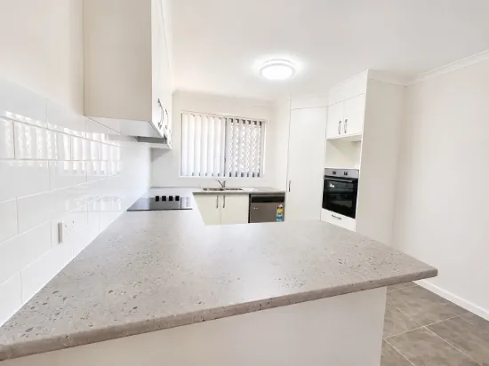 25 Camelia Circuit, Wondunna, Qld 4655