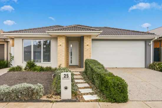 25 Canary Drive, Armstrong Creek, Vic 3217