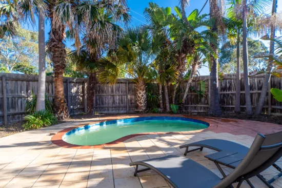 25 Carrington Avenue, Seaford, Vic 3198