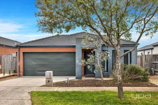 25 Casino Parade, Point Cook, Vic 3030