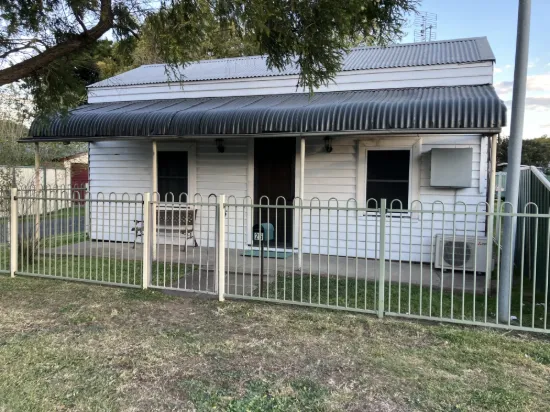 25 Castlereagh Street, Singleton, NSW 2330