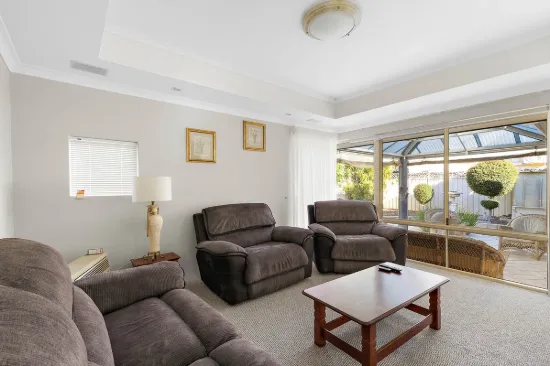 25 Chatsworth Gate, Canning Vale, WA 6155-Image