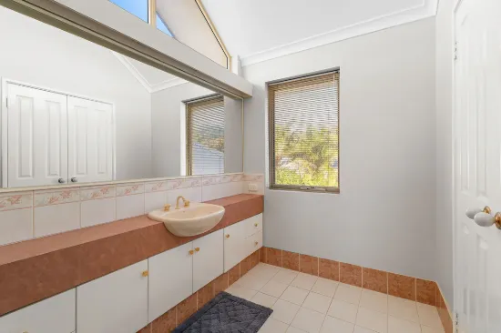 25 Chatsworth Gate, Canning Vale, WA 6155-Image