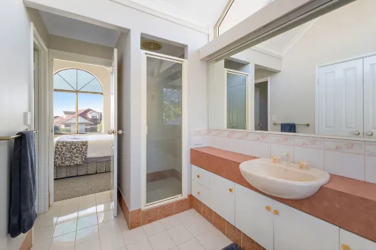 25 Chatsworth Gate, Canning Vale, WA 6155-Image