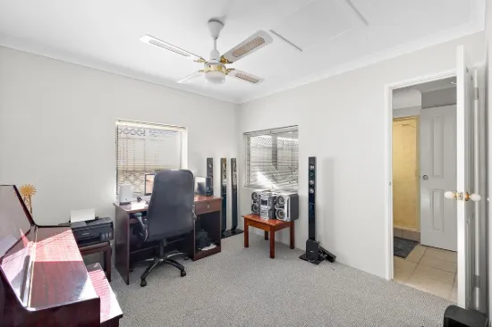25 Chatsworth Gate, Canning Vale, WA 6155-Image