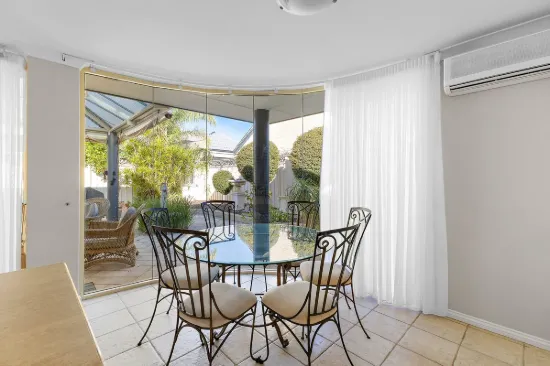 25 Chatsworth Gate, Canning Vale, WA 6155-Image