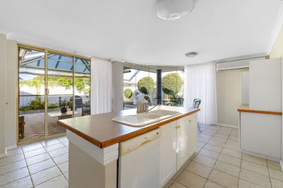 25 Chatsworth Gate, Canning Vale, WA 6155-Image