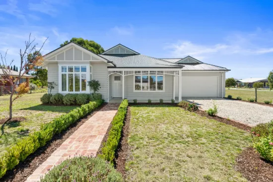 25 Cheriton Drive, Riddells Creek, Vic 3431