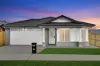 25 CINNAMON CCT, Fraser Rise, Vic 3336