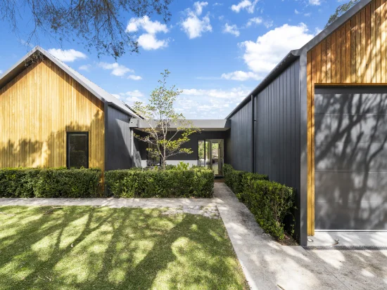 25 Curtis Street, Dunsborough, WA 6281 - For Sale