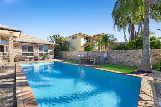 25 Deborah Avenue, Benowa Waters, Qld 4217