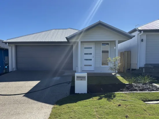 25 Desert Flame Street, Dakabin, Qld 4503