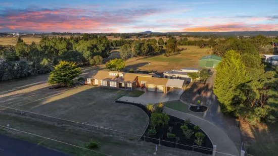 25 Doble Road, Smythes Creek, Vic 3351