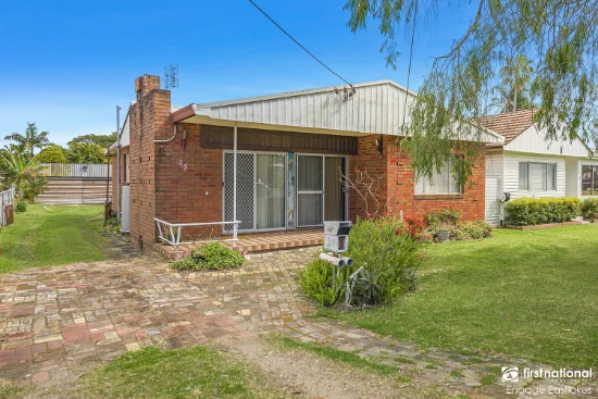 25 Docker Street, Marks Point, NSW 2280