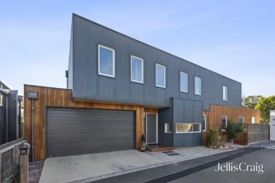 25 Eddystone Court, Barwon Heads, Vic 3227