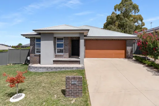 25 Emmaville Street, Orange, NSW 2800
