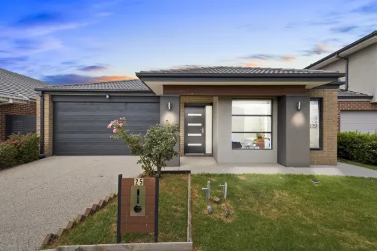 25 Everglades Street, Lyndhurst, Vic 3975
