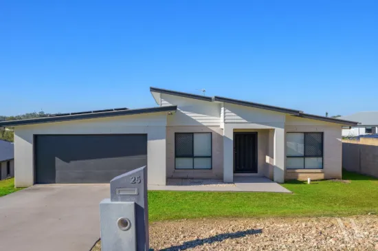 25 Excalibur Crescent, Southside, Qld 4570