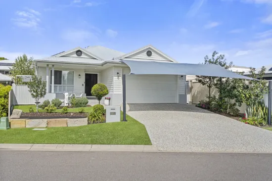 25 Falkirk Parade, Redland Bay, Qld 4165