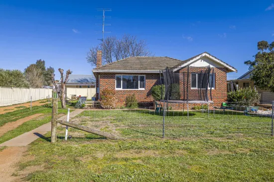 25 George Street, York, WA 6302
