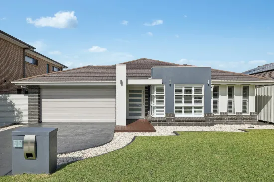 25 Graziers Way, Carnes Hill, NSW 2171