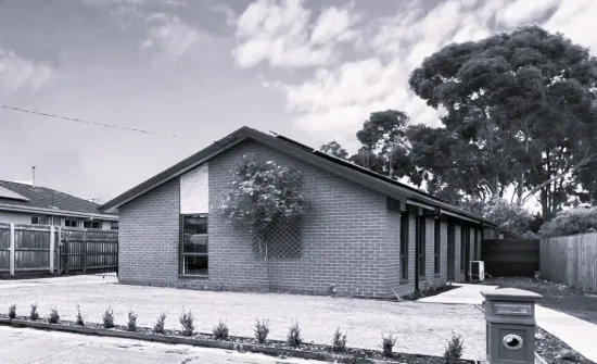 25 Hawthorn Crescent, Churchill, Vic 3842