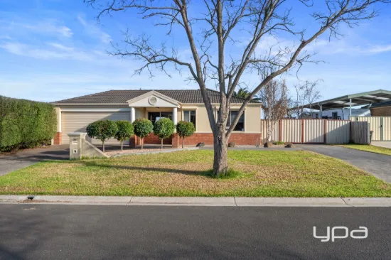 25 Haywood Grove, Melton West, Vic 3337