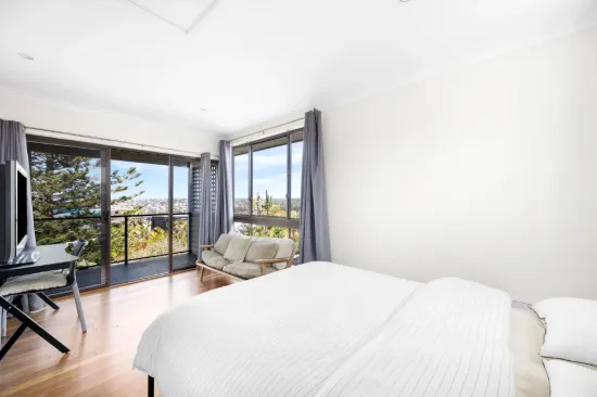 25 Headland Road, North Curl Curl, NSW 2099