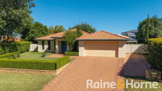 25 Hillcrest Place, Dubbo, NSW 2830