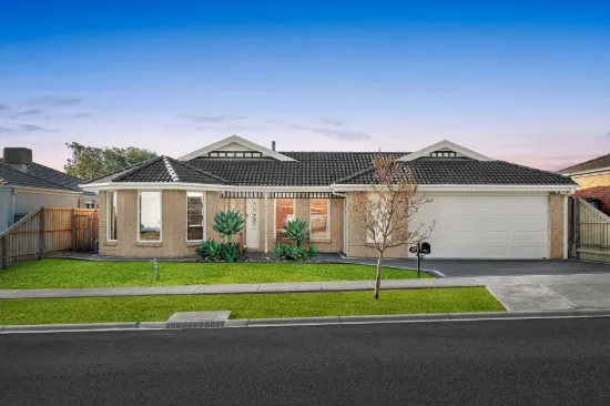 25 Honey Myrtle Way, Cranbourne VIC 3977-Image