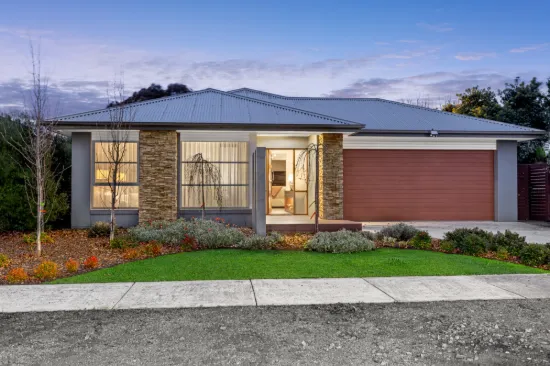 25 Howe Street, Miners Rest, Vic 3352