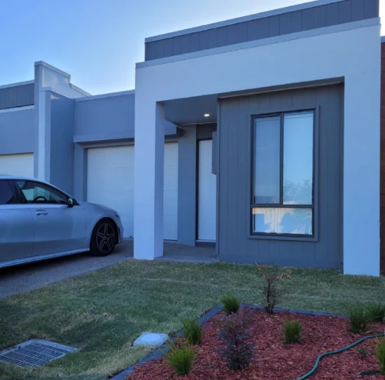 25 Huon Place, Hillcrest QLD 4118-Image